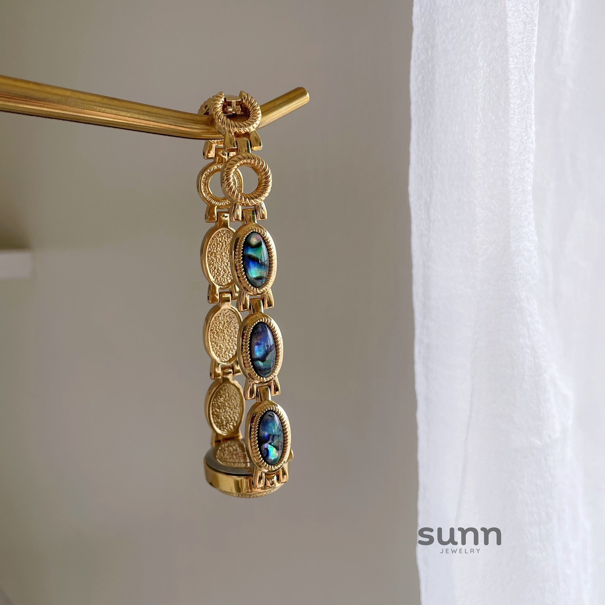 Josselin Iridescent Oval Bracelet Watch [VA5JA8GZ]