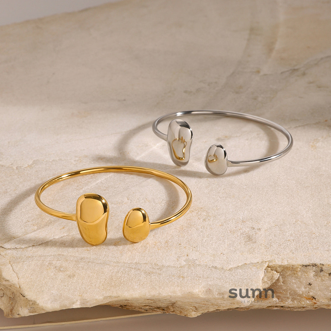 Journey Gold Water Drop Bangle [0ZLSOTXX]
