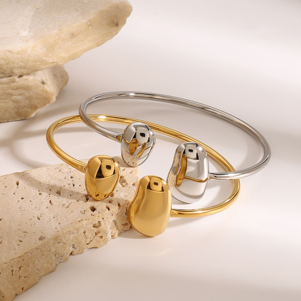 Journey Gold Water Drop Bangle [0ZLSOTXX]