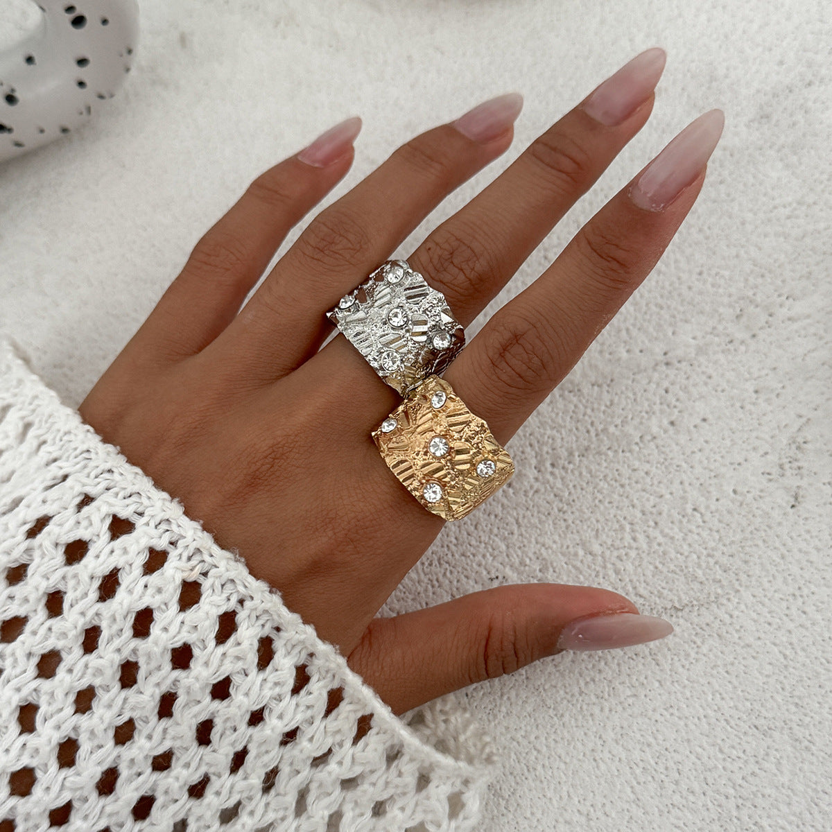 Joyanna U-Shaped Rhinestone Ring [ATP13O5E]