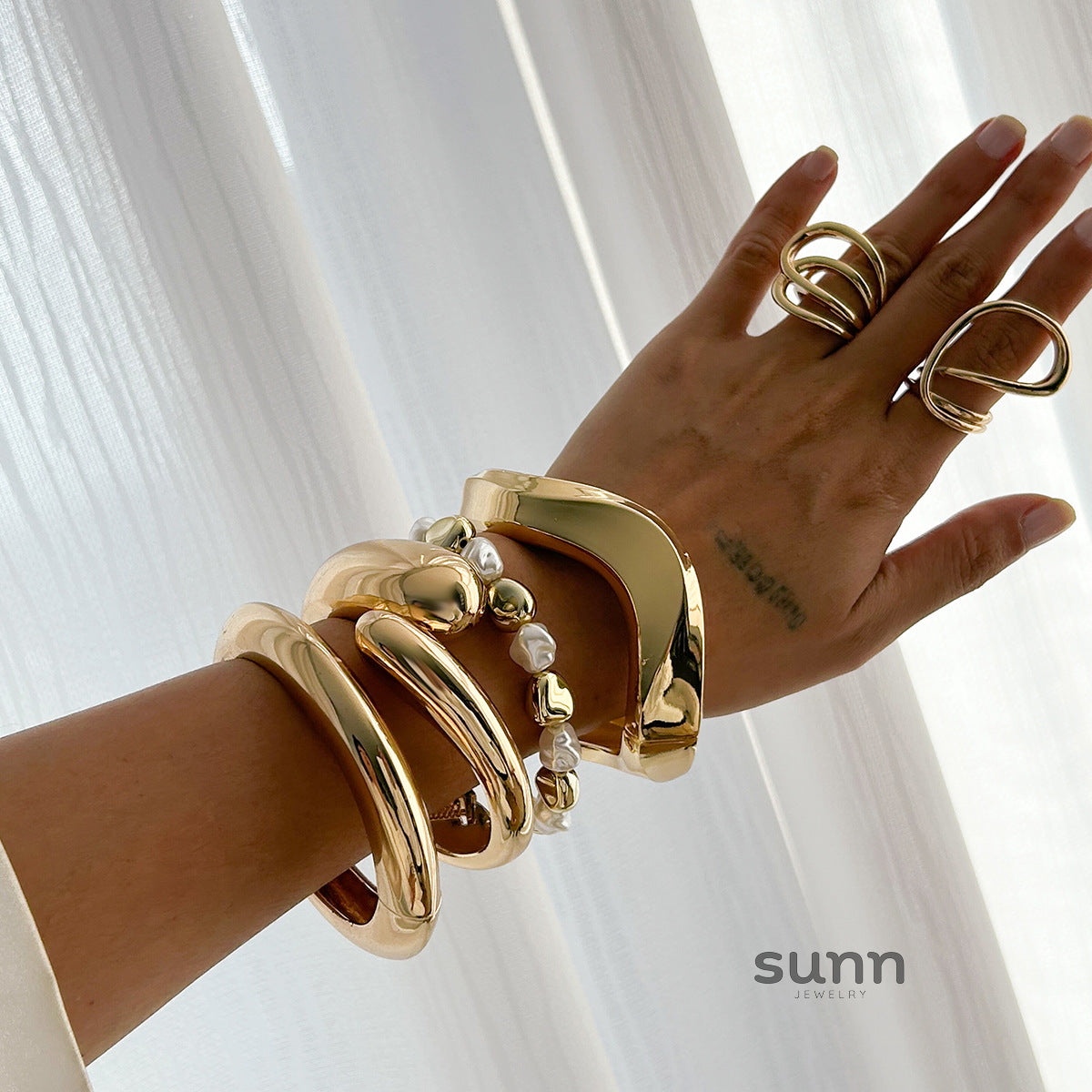 Juliana Asymmetric Pearl Jewelry [1JOA7LIB]