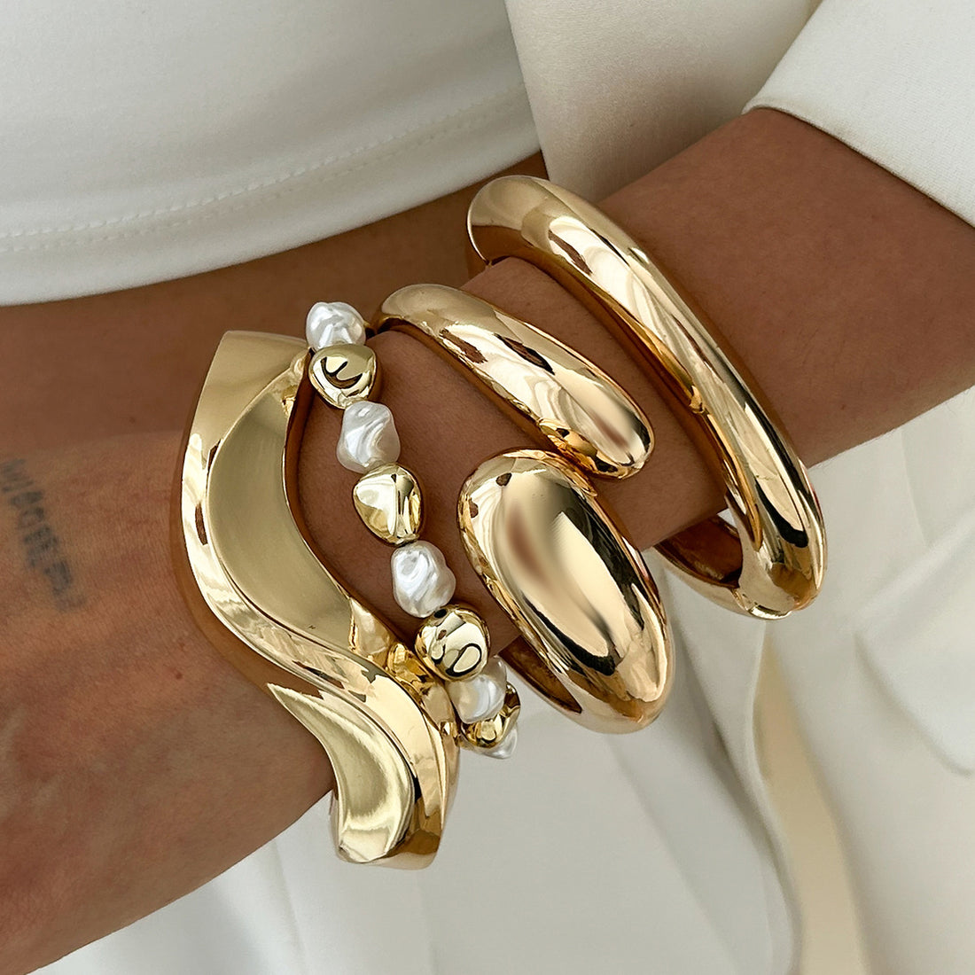 Juliana Asymmetric Pearl Jewelry [AE2SQ2QZ]