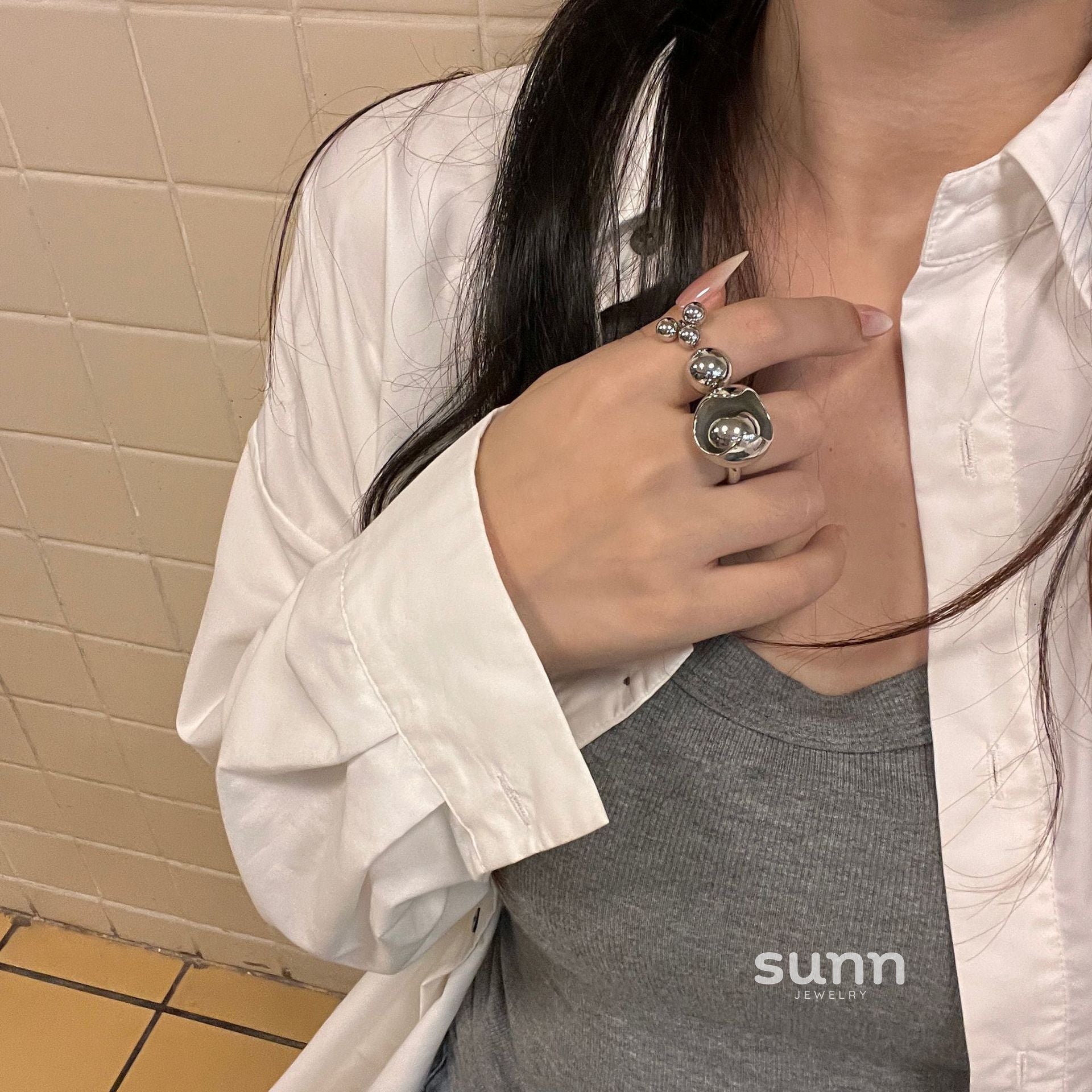 Julieann Metal Orb Ring [CBCYU25E]