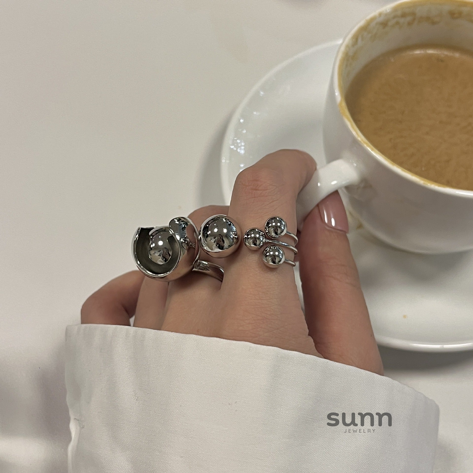 Julieann Metal Orb Ring [WV1LUIO0]
