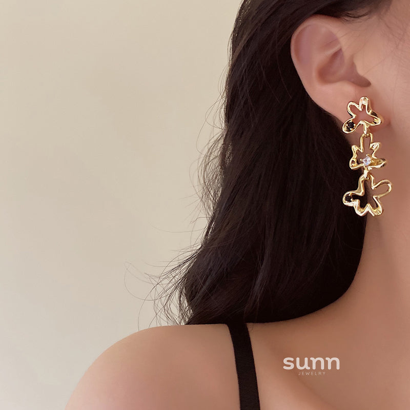 Juliet Statement Bloom Earrings [ETGU0722]