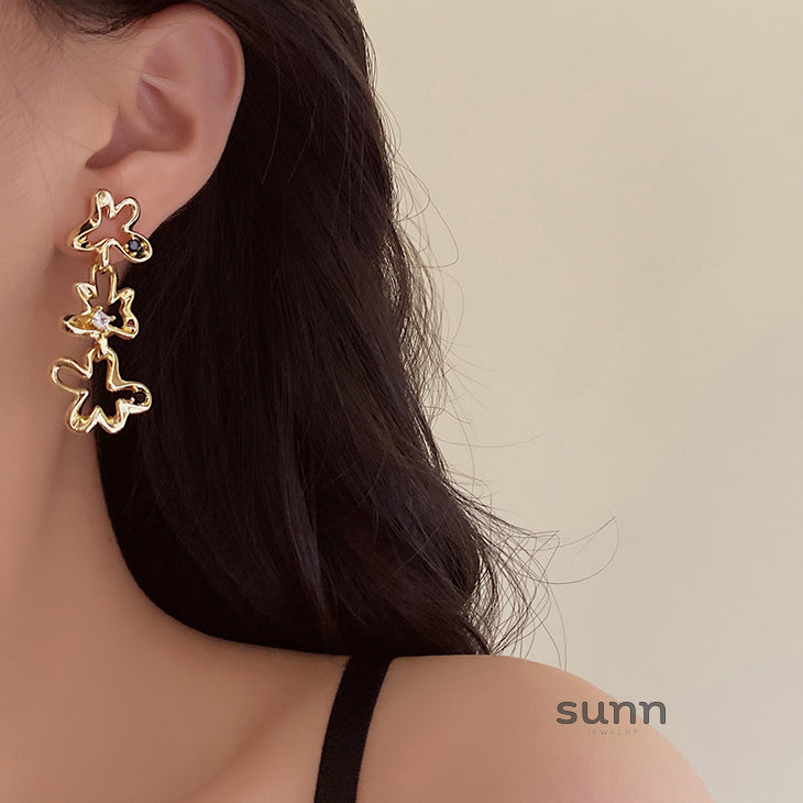 Juliet Statement Bloom Earrings [EYTLCQUK]