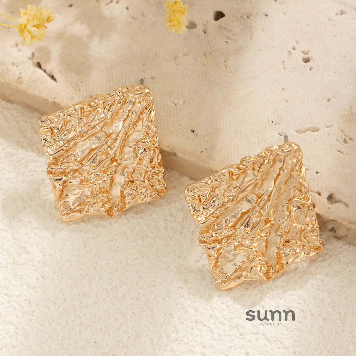 Julieta Sculptural Pleated Earrings