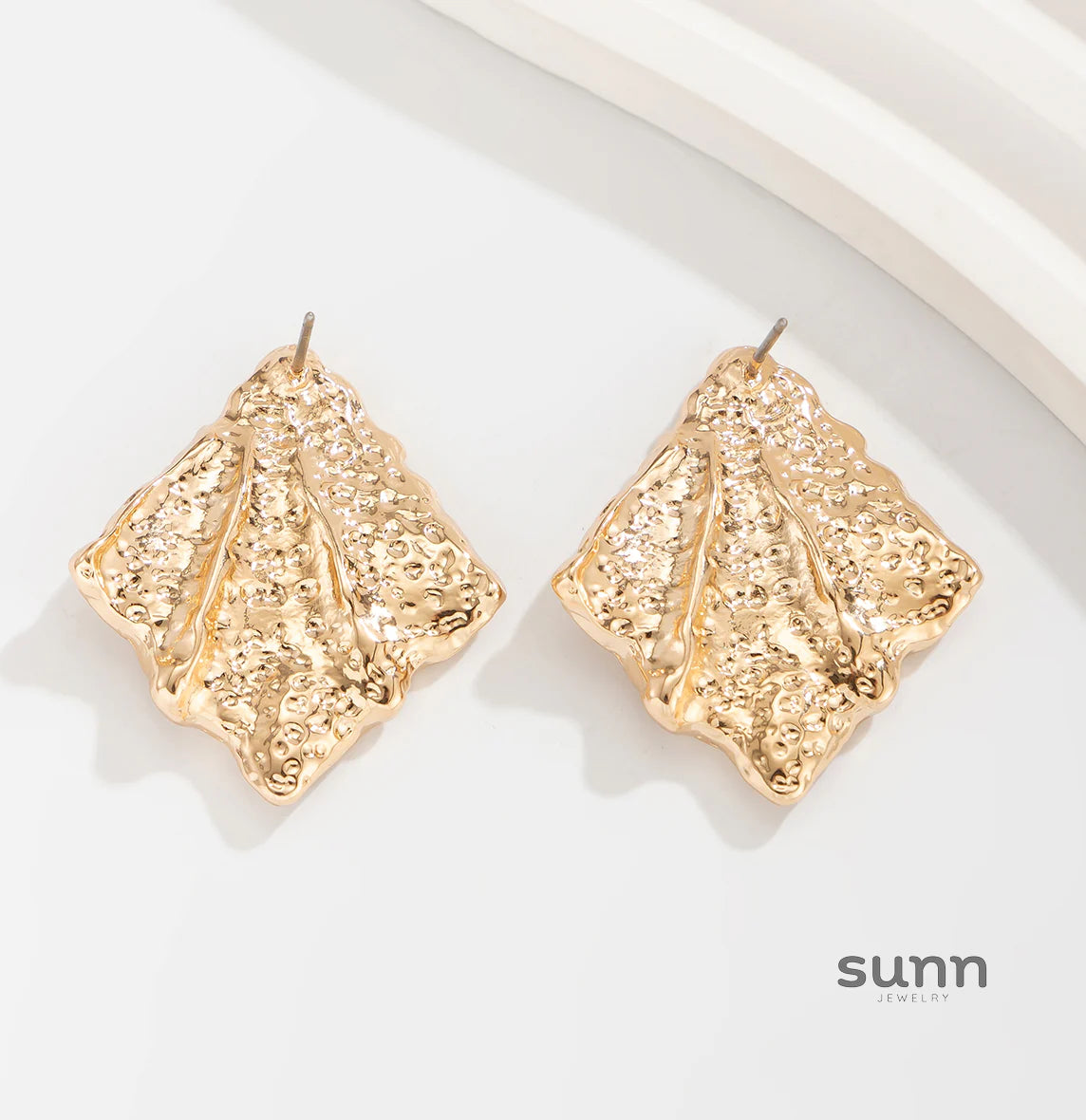 Julieta Sculptural Pleated Earrings
