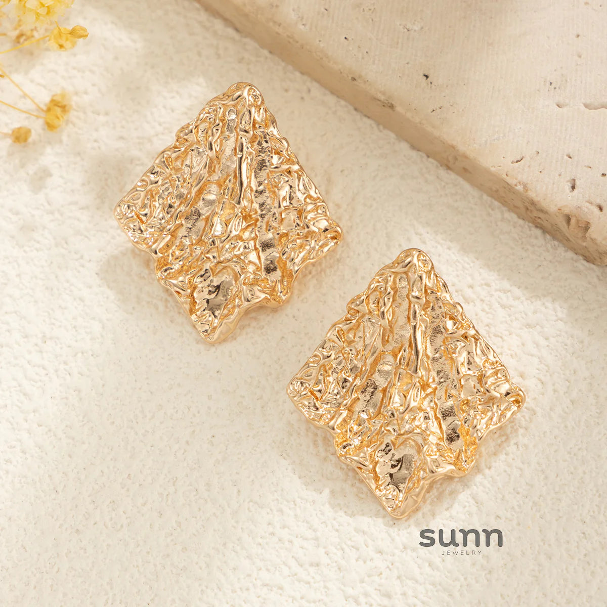 Julieta Sculptural Pleated Earrings