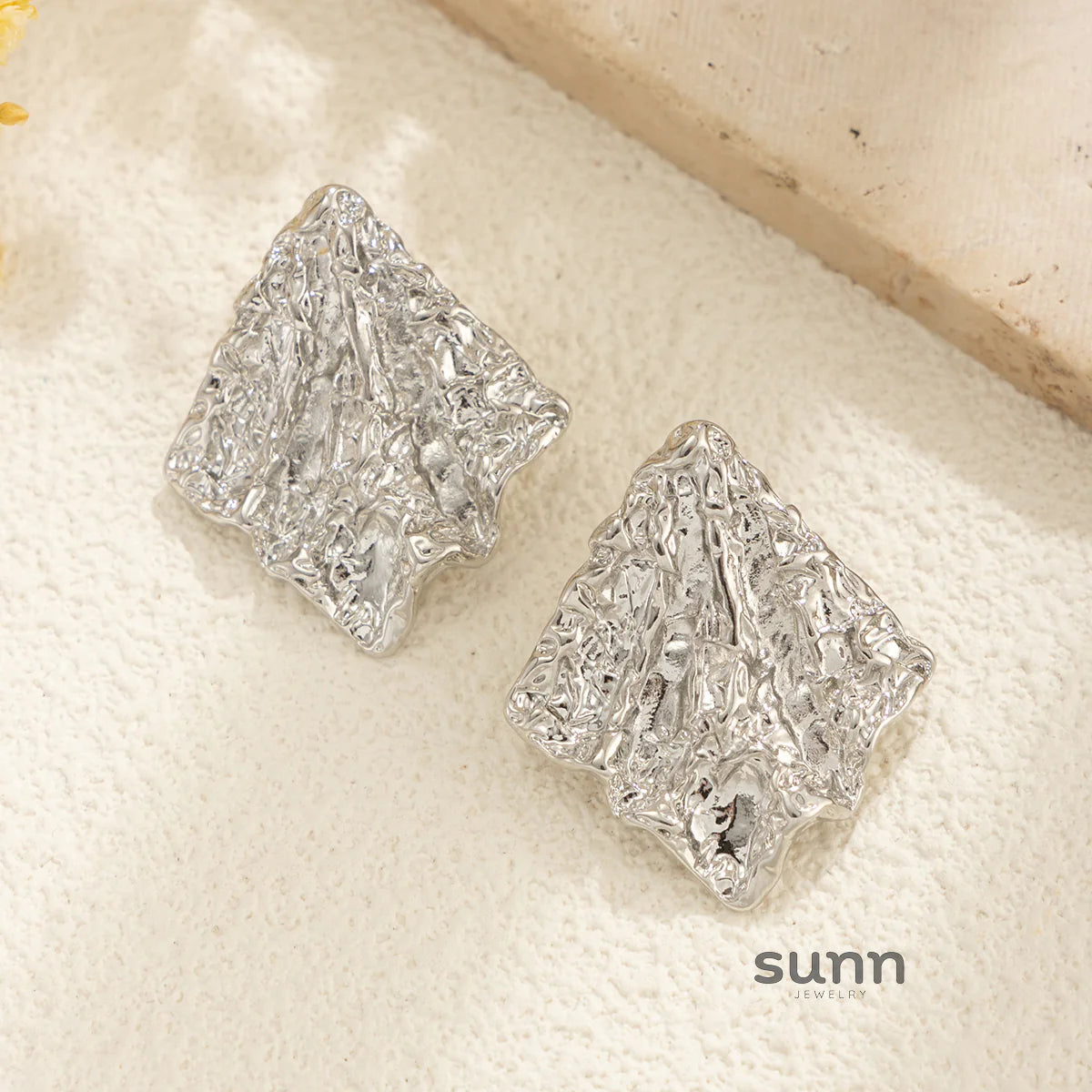 Julieta Sculptural Pleated Earrings