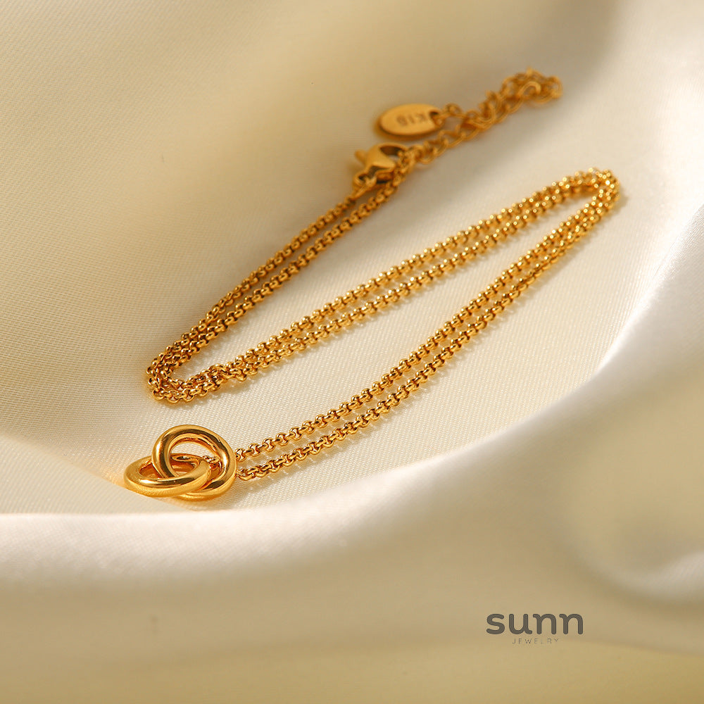 Juliett Interlocking Ring Necklace [JXL2EFL3]