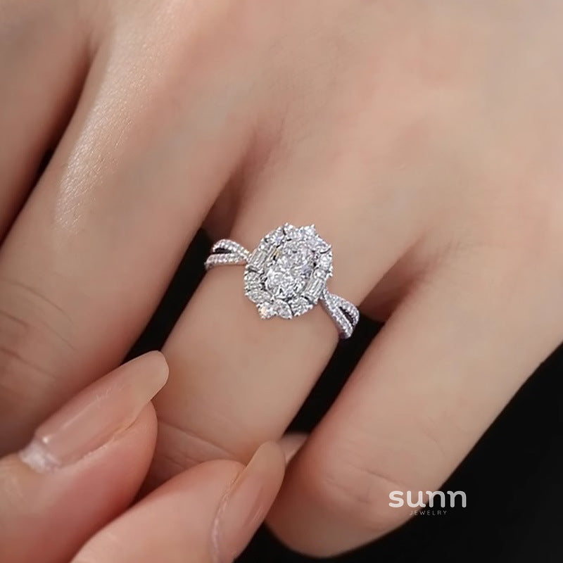 Kaavya Radiant Oval Ring [O9BI8BJH]