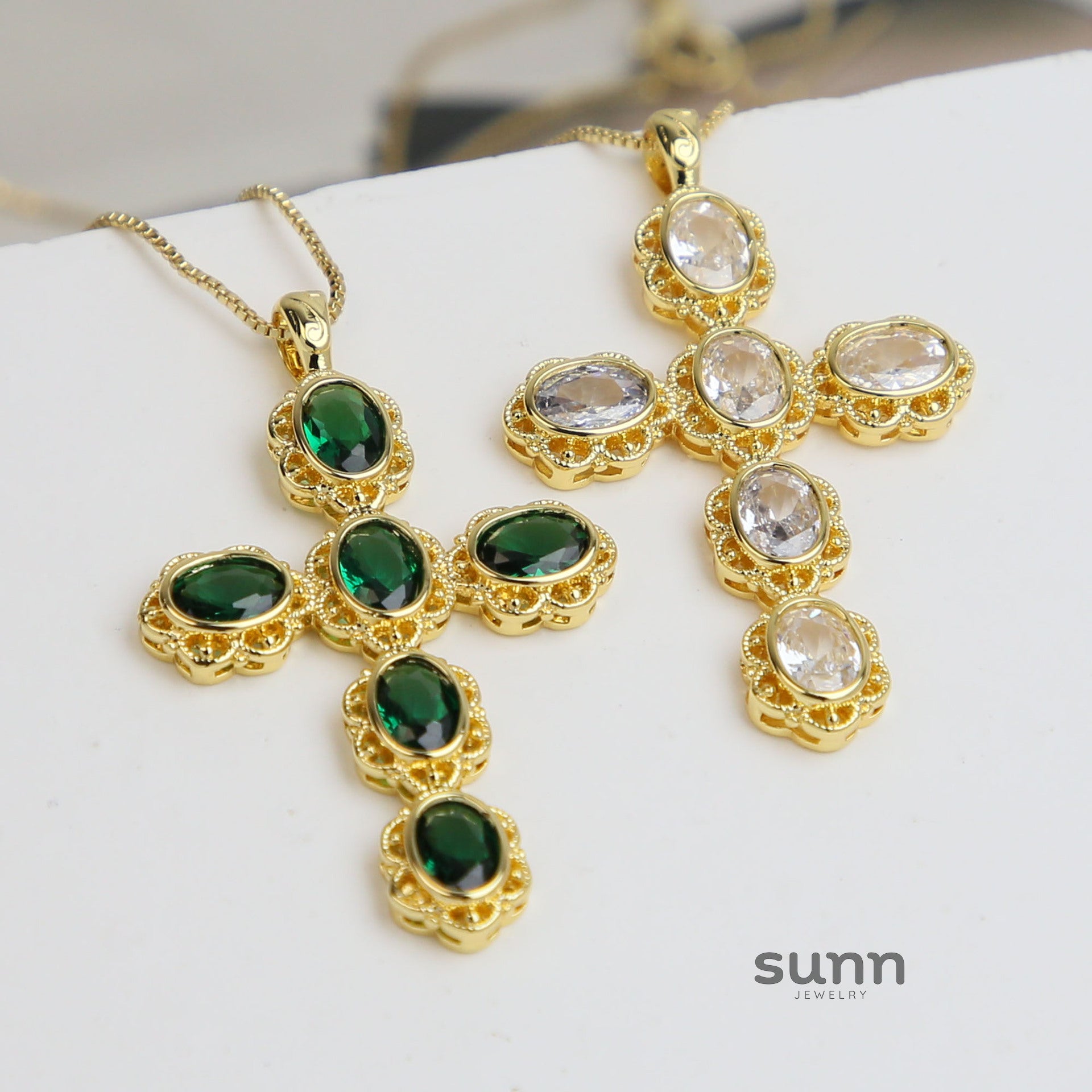 Kacy Gold Zircon Cross Necklace [9ED05U4I]