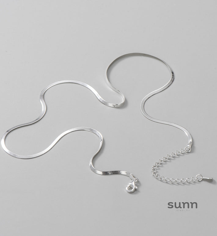 Kadence Sterling Silver Herringbone Necklace [7G5KYR1Y]