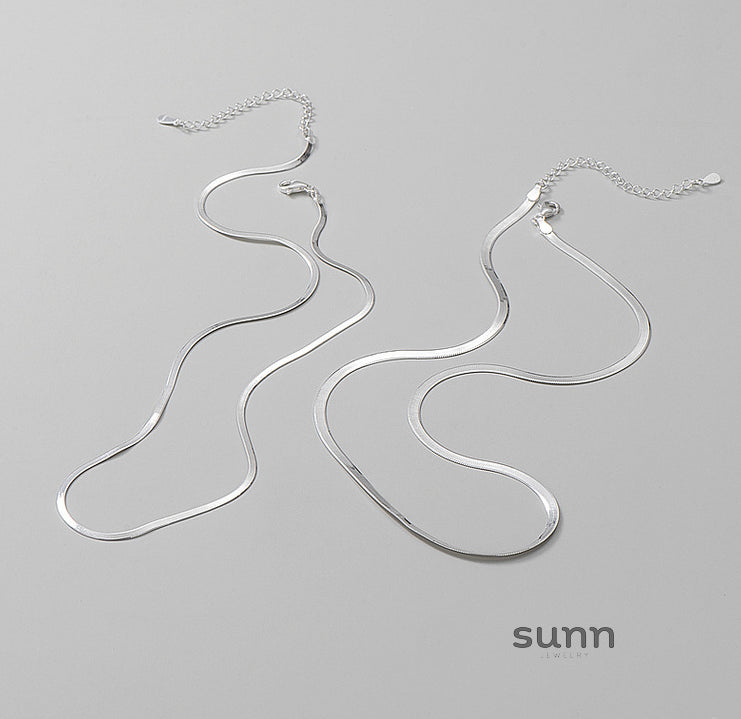 Kadence Sterling Silver Herringbone Necklace [U8U82C5Y]