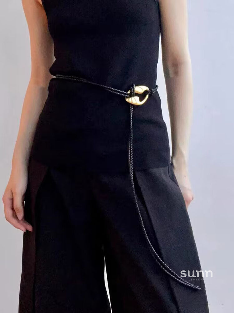 Kaeleigh Gold T-Bar Leather Belt [DOMKAWAS]