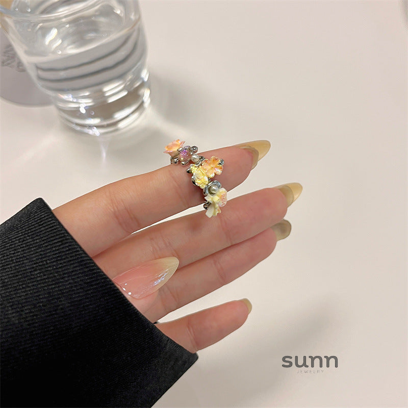 Kaelynn Enamel Rose Statement Ring [GF3A2Y92]