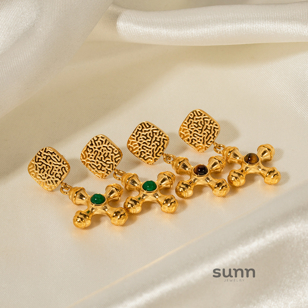 Kaelynn Gold Tiger Eye Cross Earrings [TTTP8MV2]