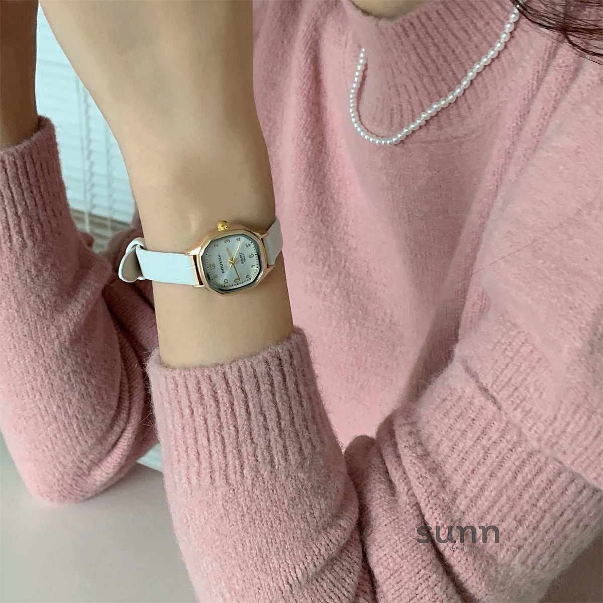 Kahli Minimalist Square Watch [962OQUGQ]