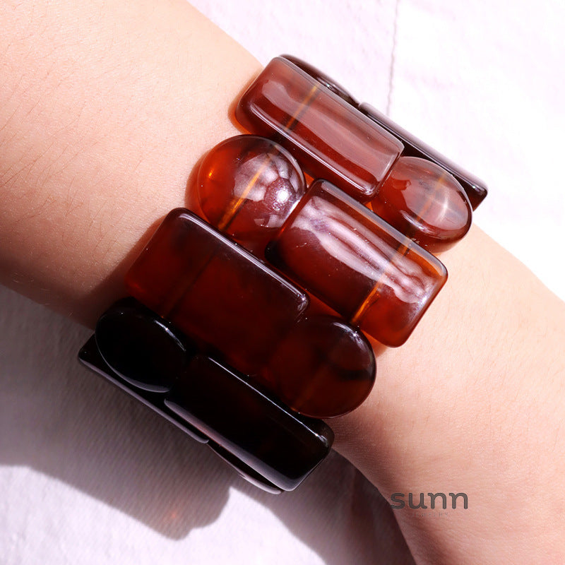 Kaia Sculptural Resin Bracelet [YRUQH61G]