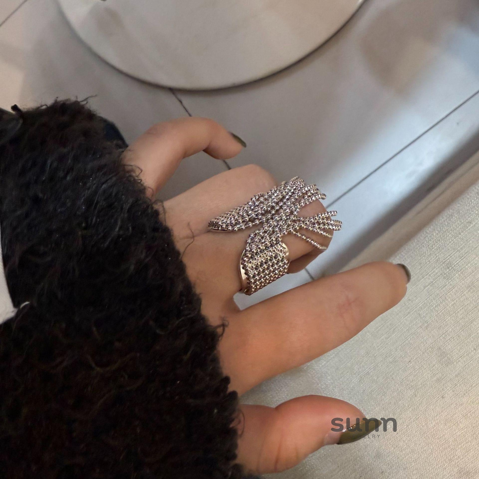 Kaiden Tassel Statement Ring [1D6LYC10]