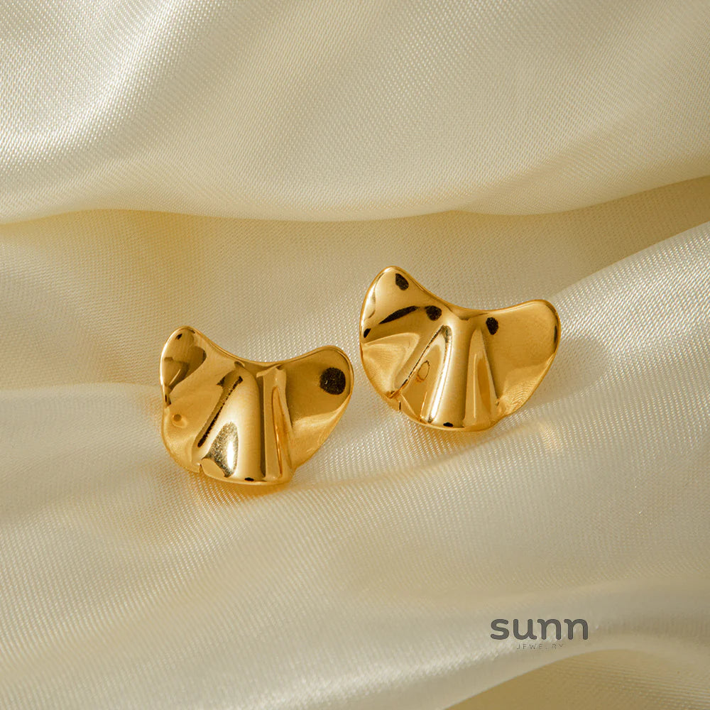 Kaily Molten Gold Studs