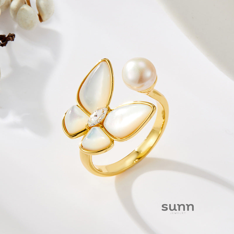Kailyn Butterfly Pearl Open Ring [MA93UC7W]