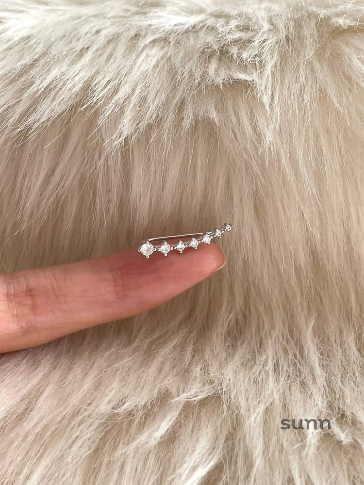 Kalaya Curved Zircon Earrings [18RUV3IS]