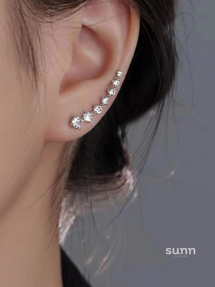 Kalaya Curved Zircon Earrings [KBU5TG8Y]