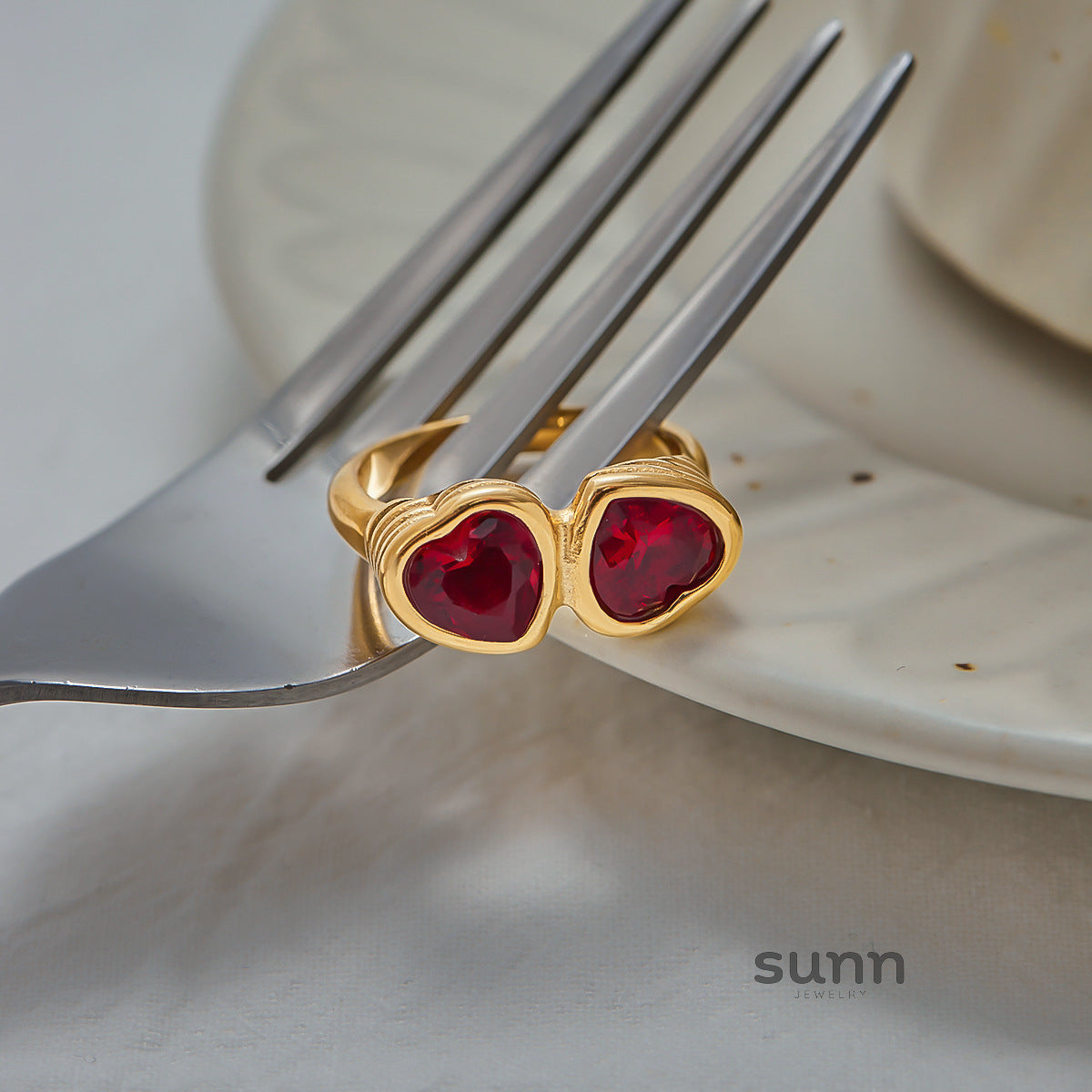 Kalaya Heart Cross Ring [3V300VA8]