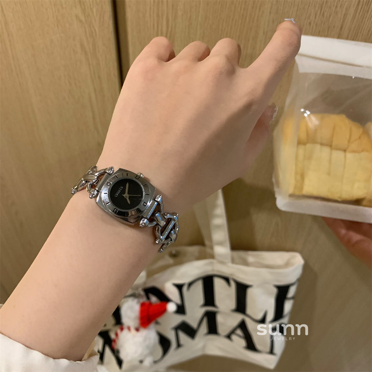 Kaleah Delicate Chain Watch [O47X738U]