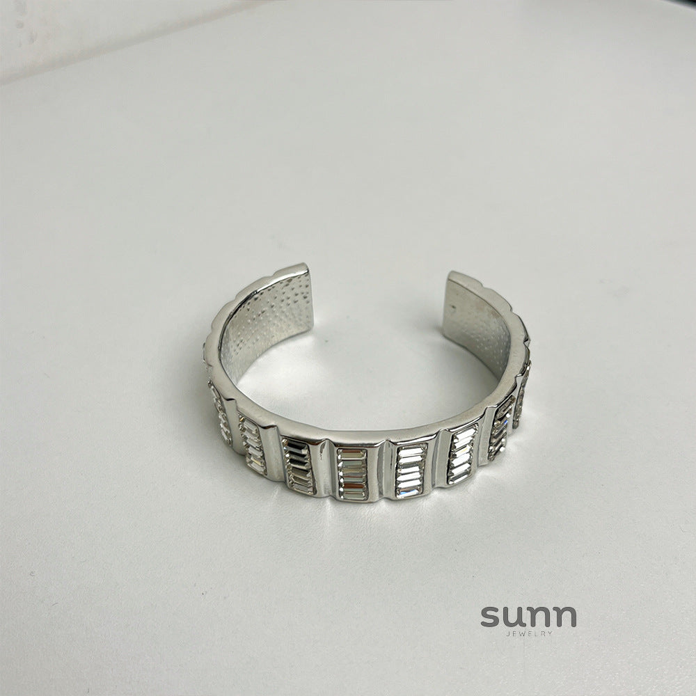 Kaleah Square Zircon Cuff [NQ7D6WO8]