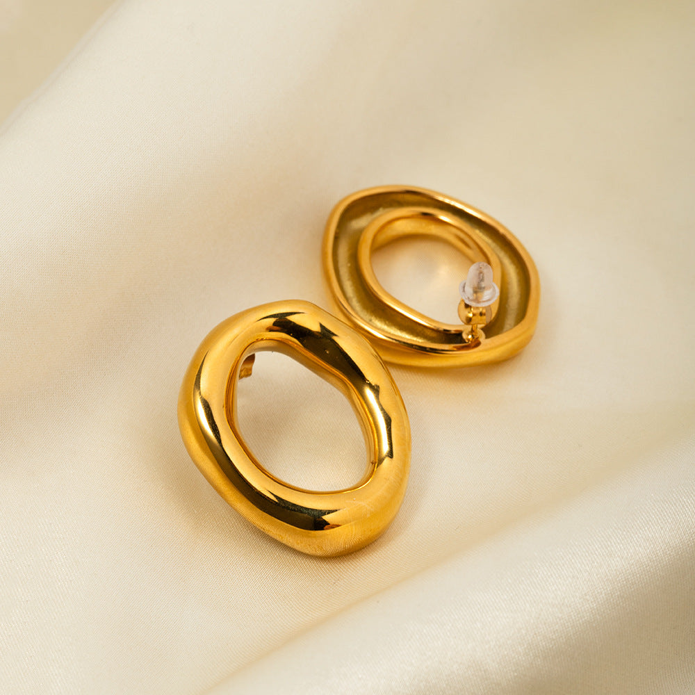 Kalei Gold Hollow Oval Earrings [UR7MNUMX]