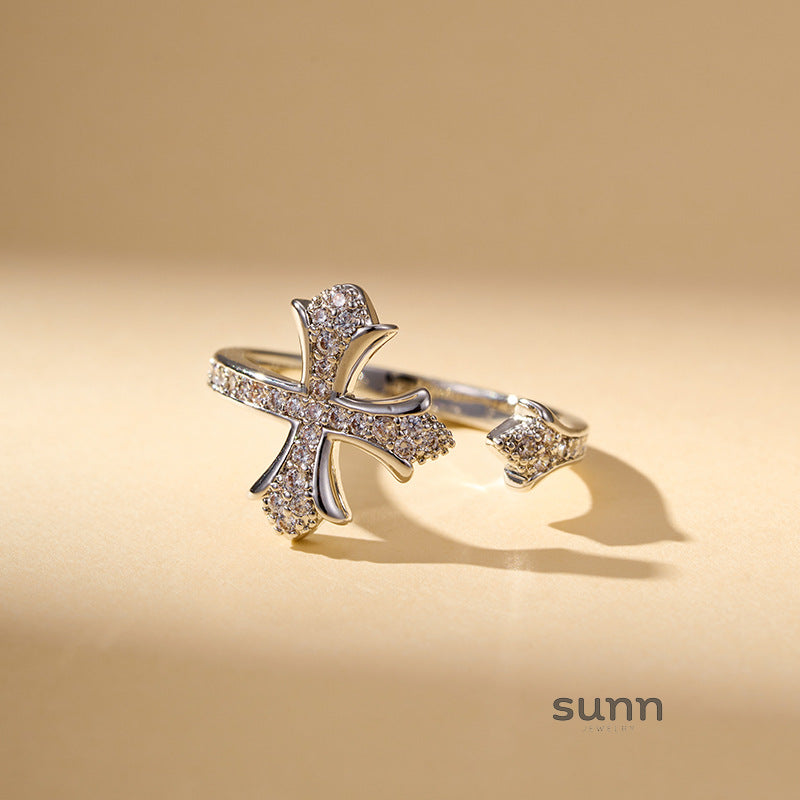 Kaleya Zirconia Cross Ring [CGS0YCHX]