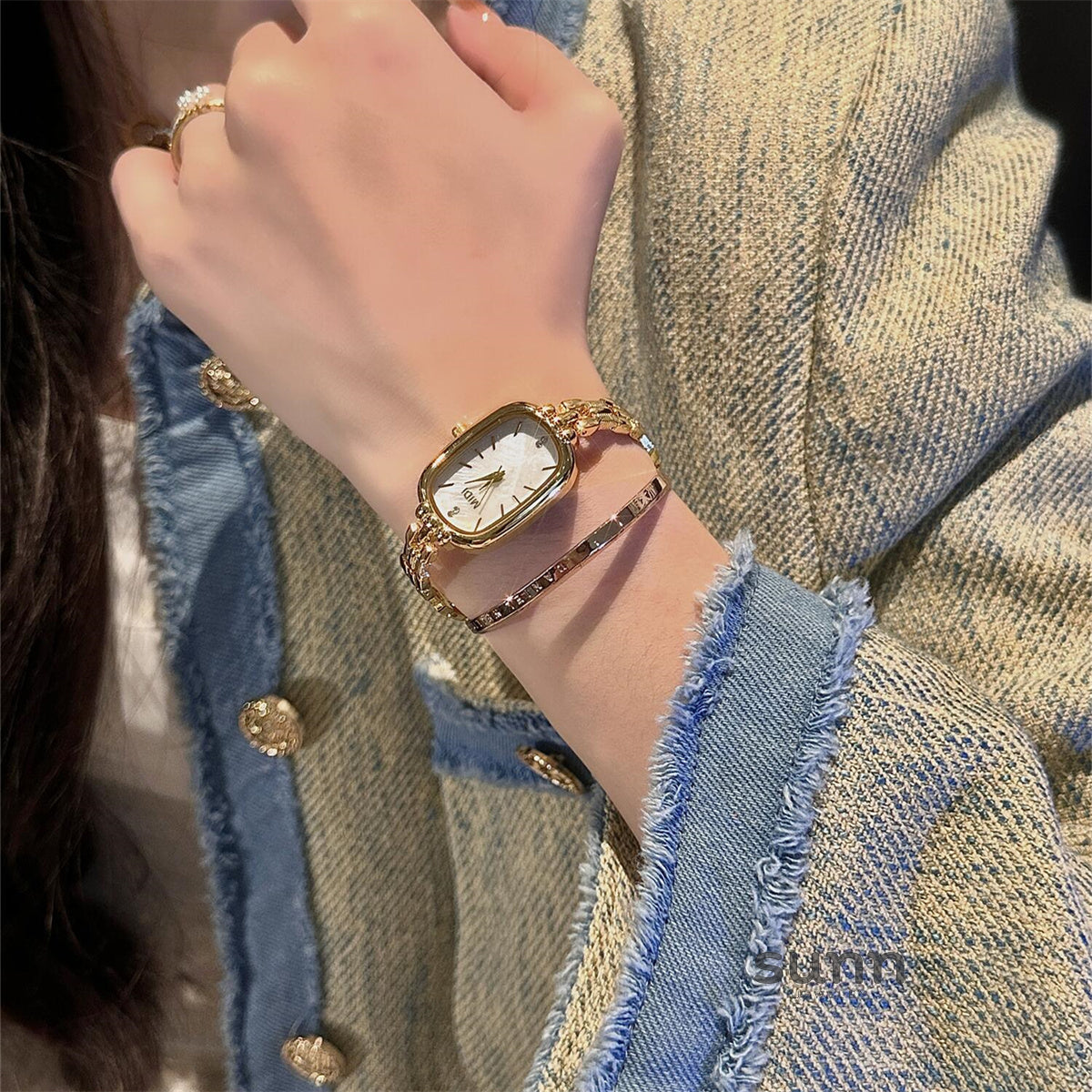 Kalise Mother-of-Pearl Bracelet Watch [A7AKC8B7]