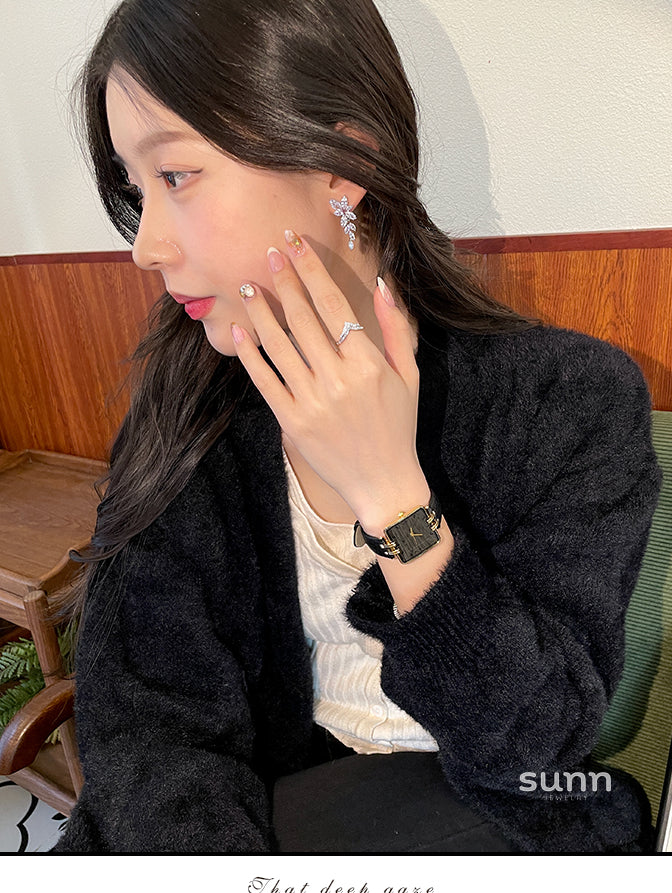 Kalise Petite Square Watch [ER0V60QC]