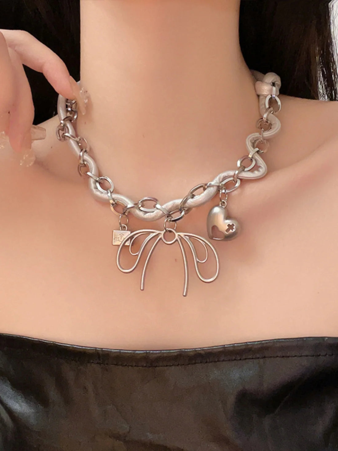 Kaliyah Leather Bow Heart Choker