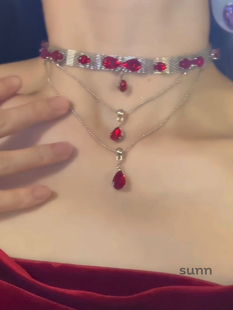Kalyn Layered Zircon Necklace [ZMLC94VG]