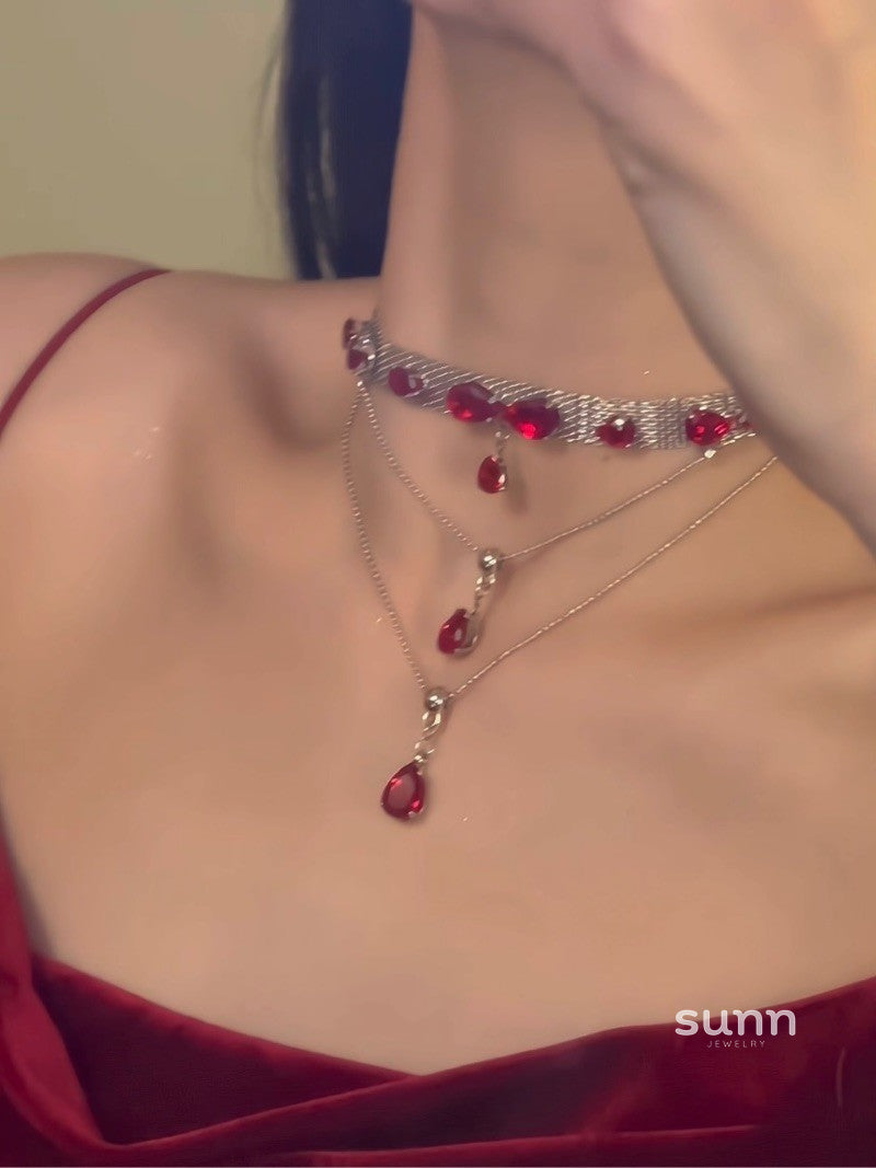 Kalyn Layered Zircon Necklace [DYMQUTQP]