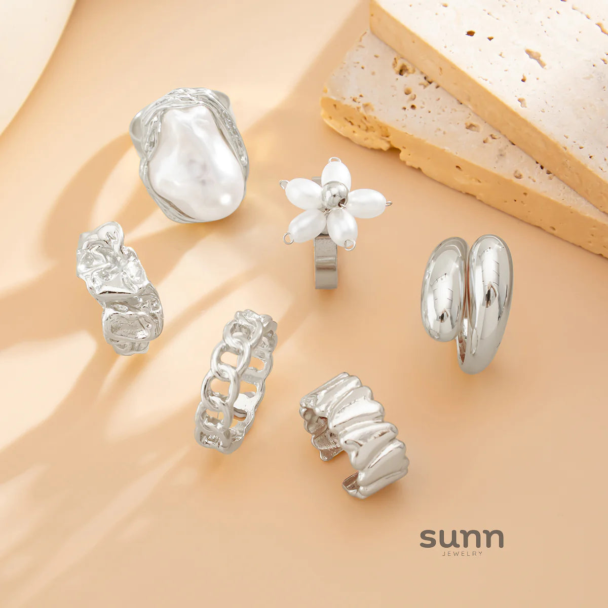 Kamaria Faux Pearl Floral Ring Set