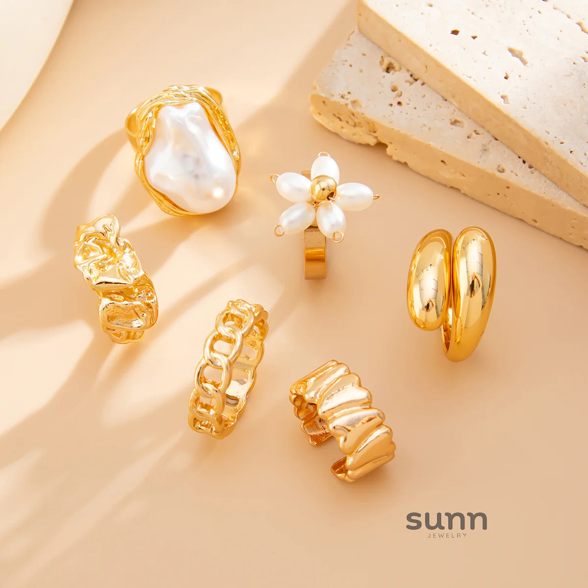 Kamaria Faux Pearl Floral Ring Set