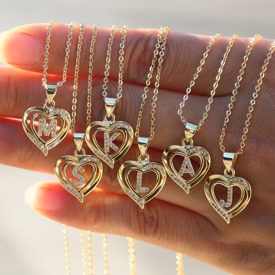 Kamarie Initial Heart Necklace [35PVLFAQ]