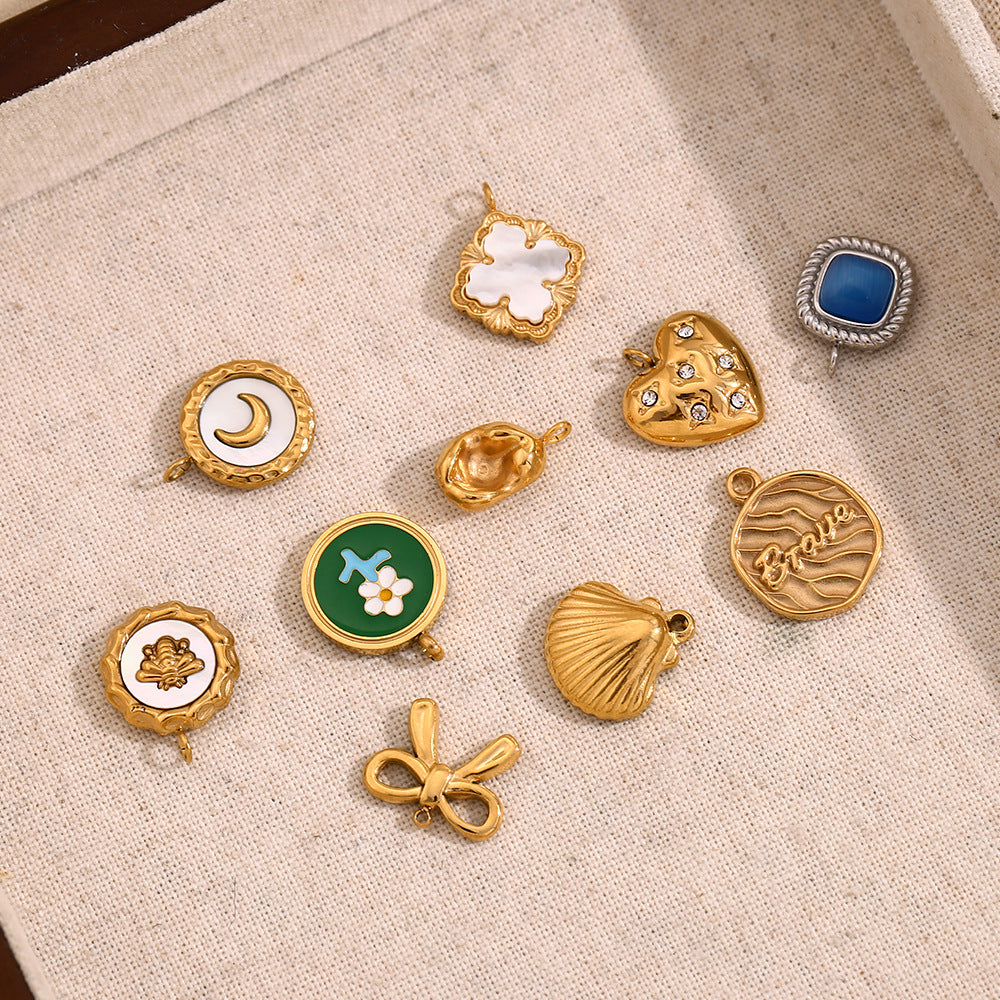 Kambri Luxe Charm Pendants [ODVKA3KZ]