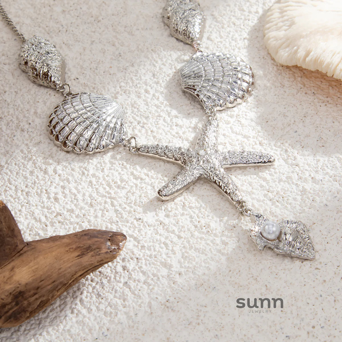 Kambri Ocean Starfish Necklace