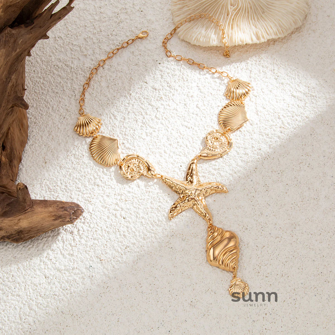 Kambri Ocean Starfish Necklace