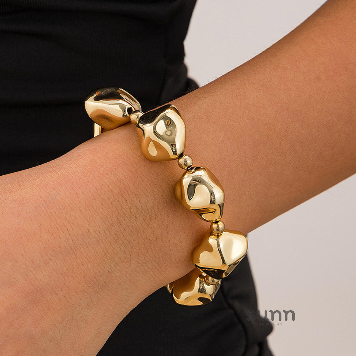 Kambrie Fluid Pearl Accents [NH2CGNLU]
