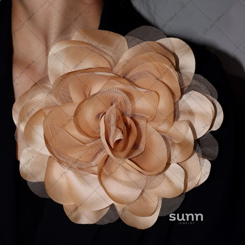 Kameron Oversized Flower Brooch [8SIRXK69]