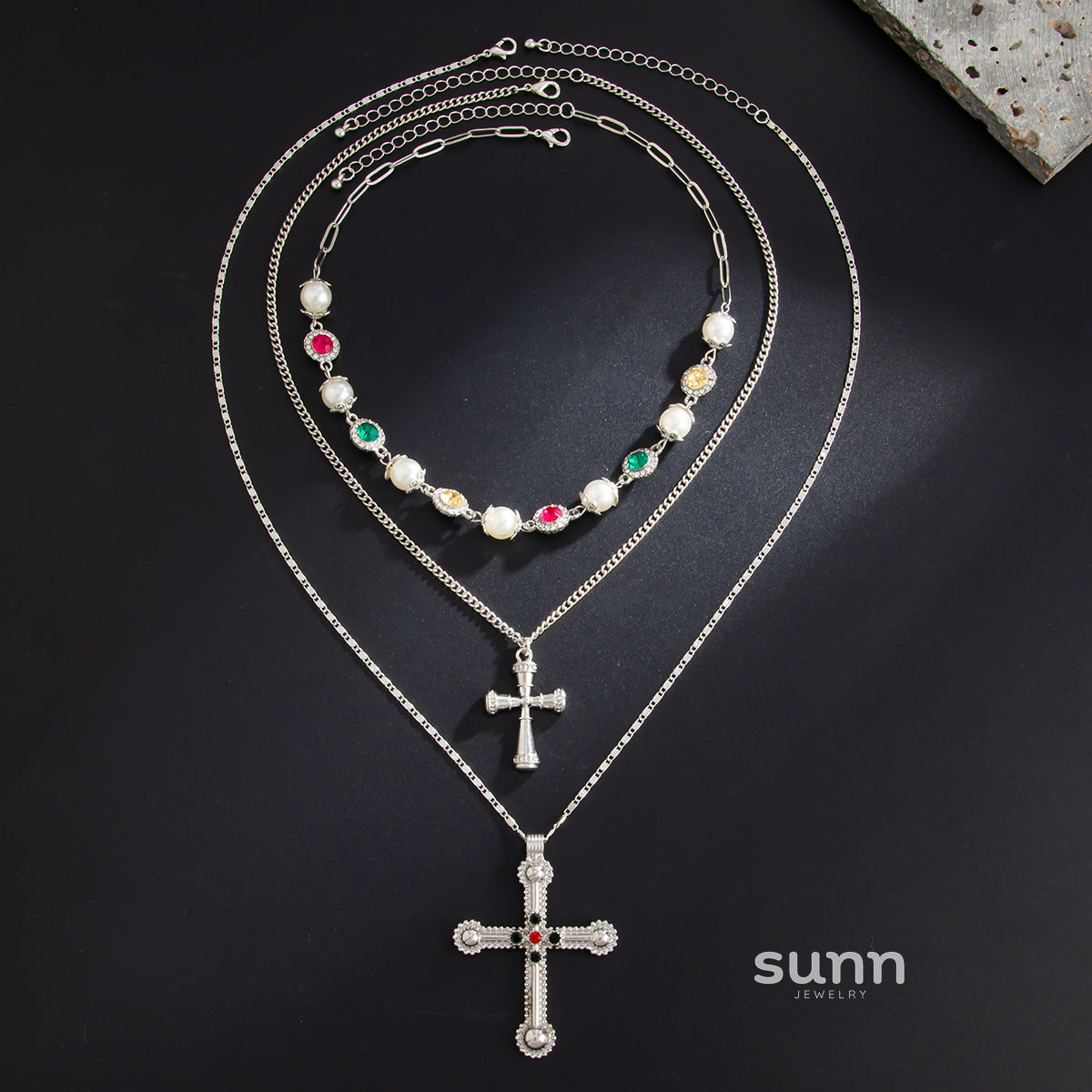Kamia Diamond Pearl Cross Chain [1VQ5TF6B]