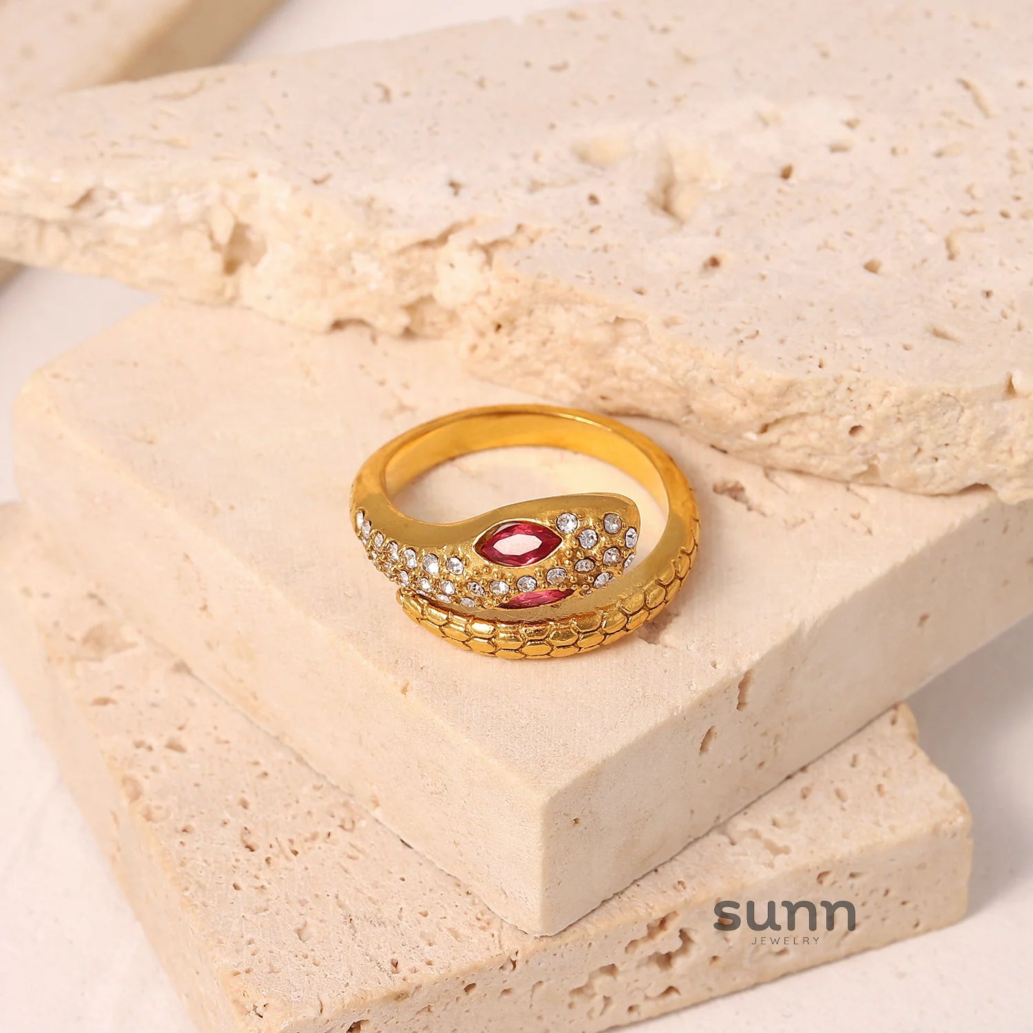 Kamia Serpent Green Eye Ring