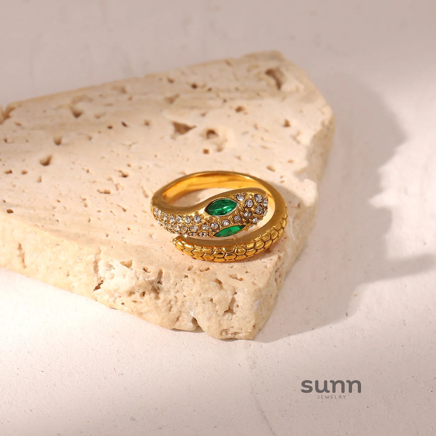 Kamia Serpent Green Eye Ring